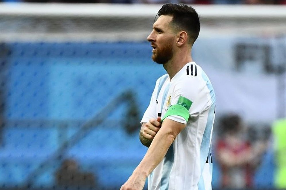 Maradona: Messi Bukan Pemimpin