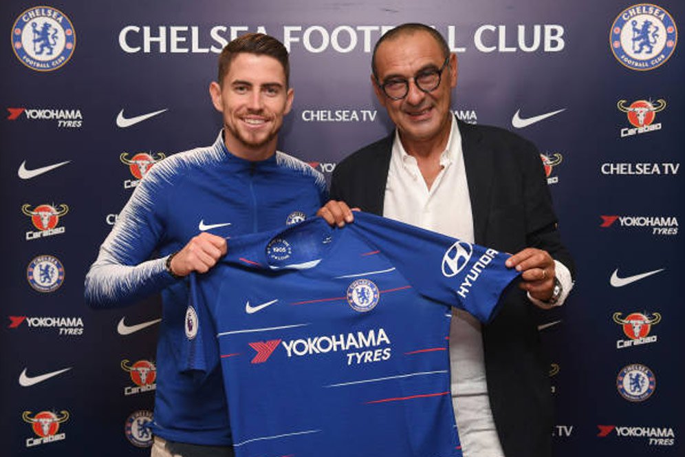 Pemain Chelsea Enggan Percaya dengan Rumor Pemecatan Sarri