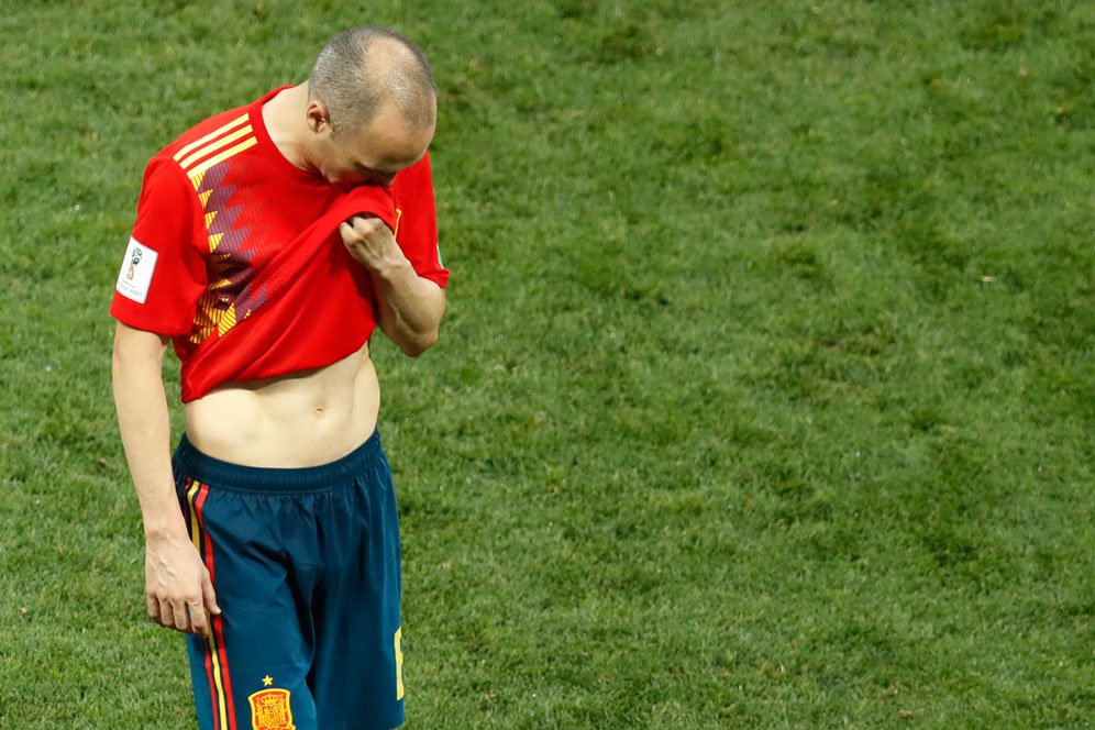 Spanyol Tersingkir, Iniesta Putuskan Pensiun