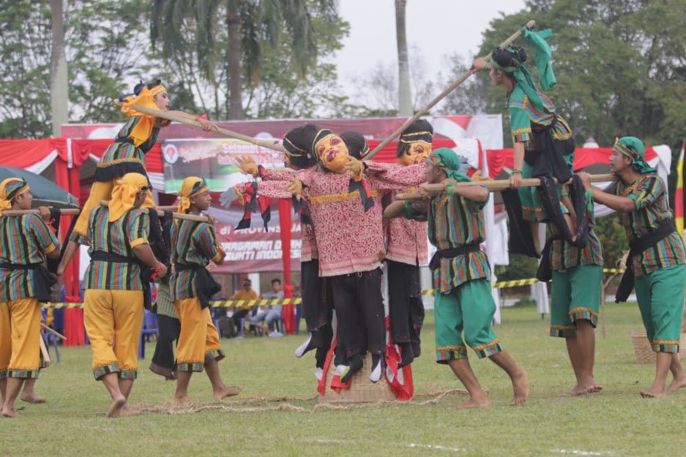 Festival Olahraga Tradisional Gali Aset Budaya Nusantara Festival Olahraga Tradisional Gali Aset Budaya Nusantara