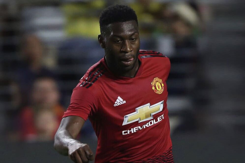 MU Krisis Bek Kanan, Timothy Fosu-Mensah Siap Jadi Solusi