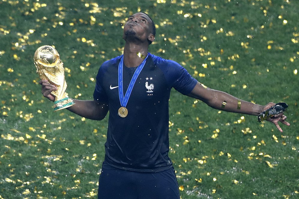 Prancis Juara, Pogba Ejek Fan Inggris Dengan Lagu 'It's Coming Home'