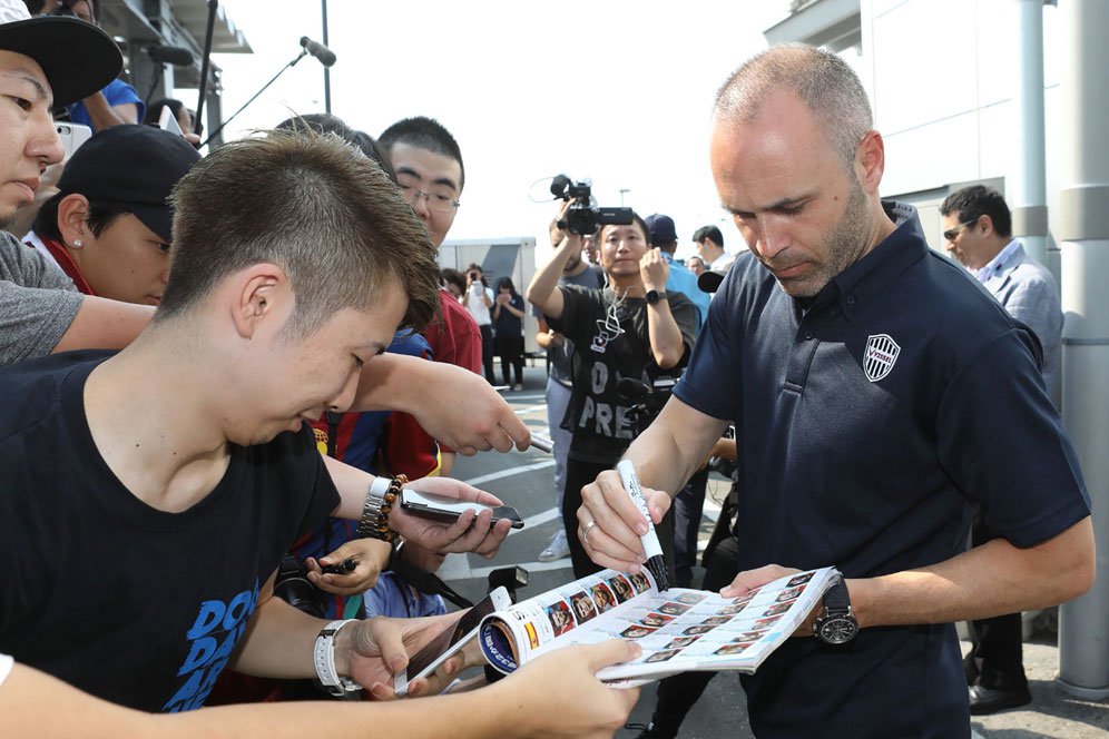 Selamat Datang! Jepang Menyambut Iniesta