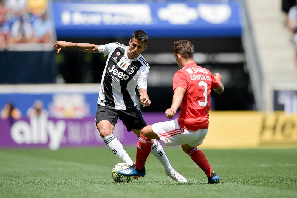 Malas-malasan di Sesi Latihan, Direktur Juventus Sidak Cancelo