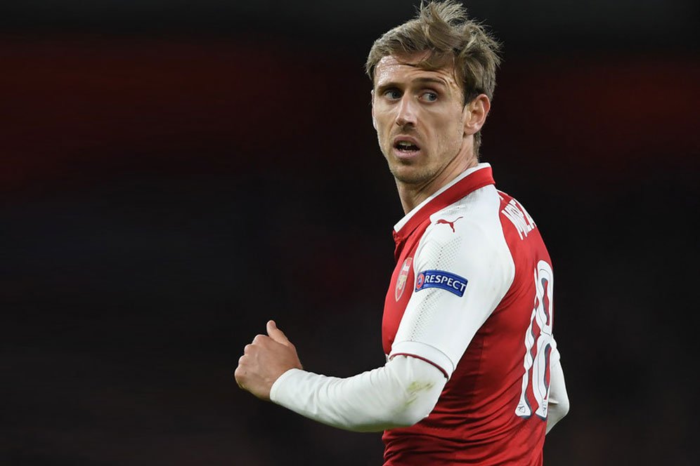 Tinggalkan Arsenal, Nacho Monreal Kembali ke Spanyol?