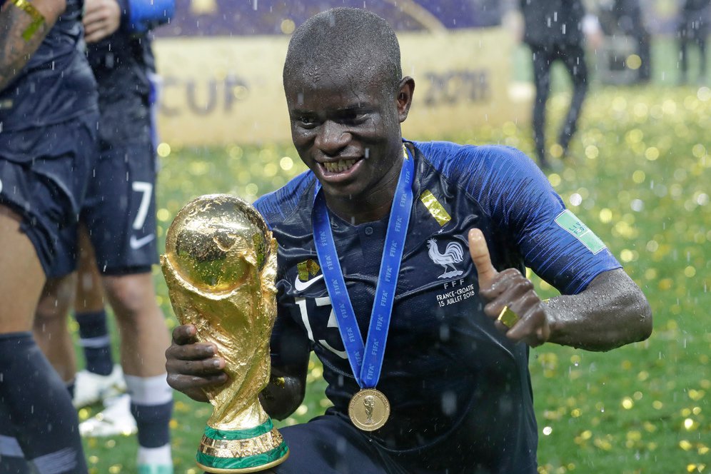 N'Golo Kante, Pahlawan Tanpa Tanda Jasa