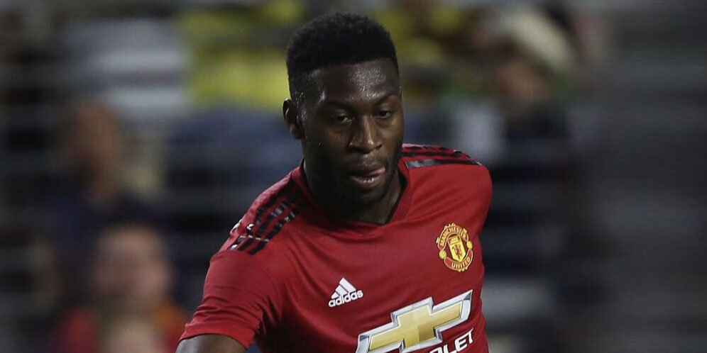 MU Krisis Bek Kanan, Timothy Fosu-Mensah Siap Jadi Solusi
