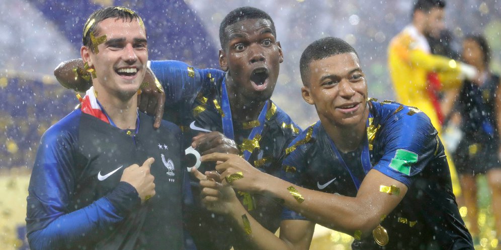 Antoine Griezmann, Paul Pogba dan Kylian Mbappe. (c) AP Photo