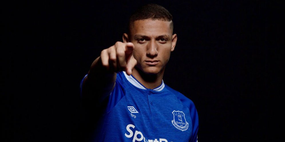 Jalan Berliku Richarlison, Kampung Narkoba, Es Krim dan Premier League