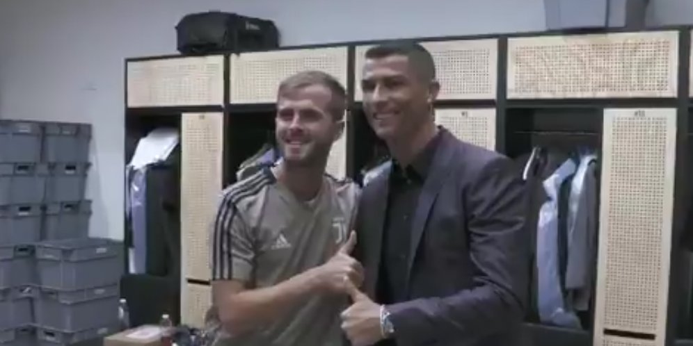 Pjanic Tentang Ronaldo
