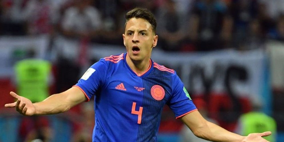 Atletico Madrid Resmi Boyong Santiago Arias