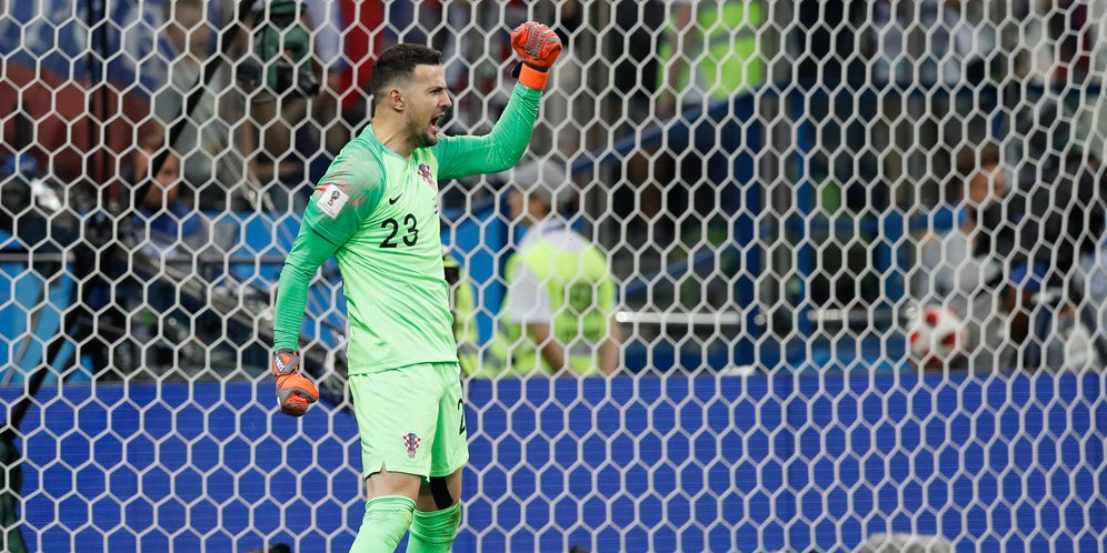 Danijel Subasic, Pahlawan Kroasia Yang Terjatuh di Selebrasi Tim