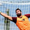 Adaptasi di Liverpool, Alisson Andalkan Bantuan 3 Pemain