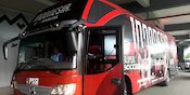 Tiba di Stadion Patriot dengan Bus Baru, Skuat Timnas Indonesia U-23 Rileks Tiba di Stadion Patriot dengan Bus Baru, Skuat Timnas Indonesia U-23 Rileks