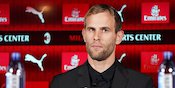 AC Milan Resmi Putus Kontrak Ivan Strinic AC Milan Resmi Putus Kontrak Ivan Strinic