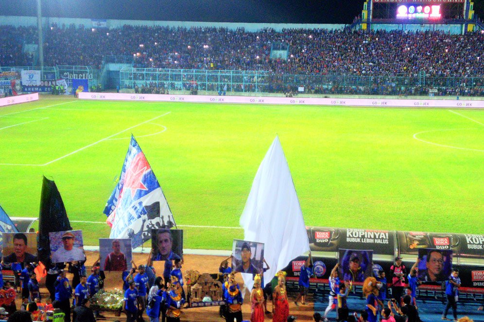 Penalti Hilton Moreira Bawa Persipura Kandaskan Asa Arema FC Penalti Hilton Moreira Bawa Persipura Kandaskan Asa Arema FC