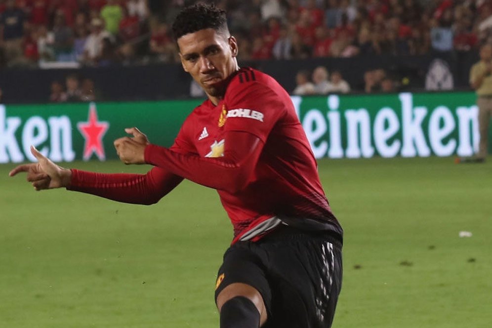 Chris Smalling Segera Tinggalkan Manchester United untuk Selamanya