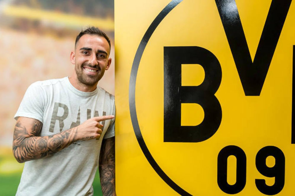 Dortmund Resmi Permanenkan Alcacer dari Barcelona