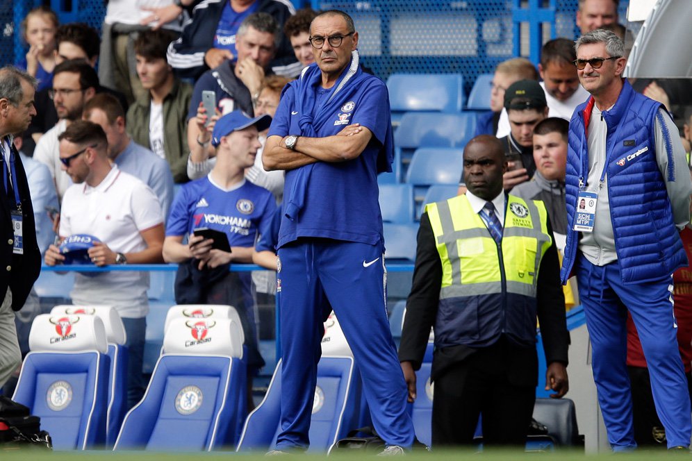 Derby London Pertama, Sarri: Lebih Baik Saya Merokok! Derby London Pertama, Sarri: Lebih Baik Saya Merokok!