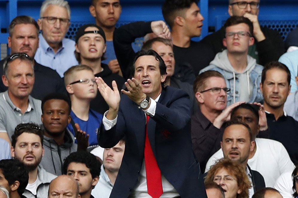 Neville Sebut Emery Lakukan Perubahan Besar di Arsenal