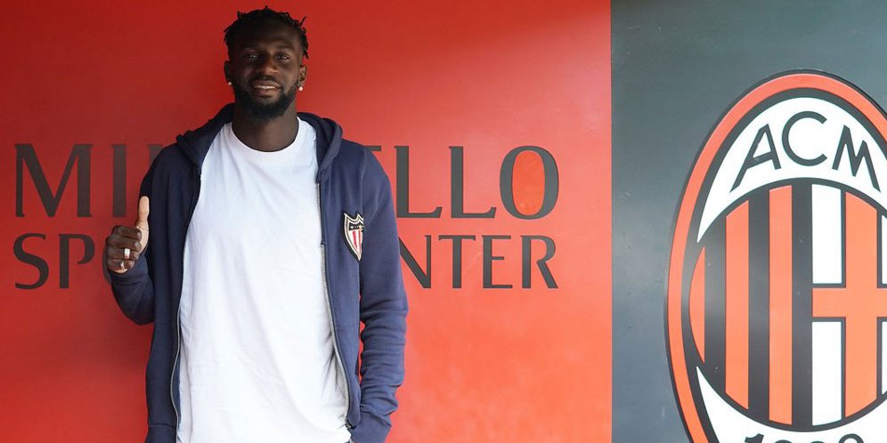 Tampil Buruk, Gelandang Milan 'dibantai' Media Italia