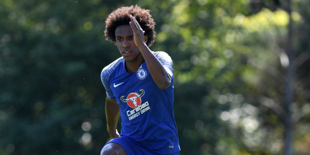 Willian Harap Sarri Tak Seperti Conte di Chelsea