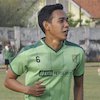 Gelandang Persebaya Antusias Bereuni dengan Andik Vermansah