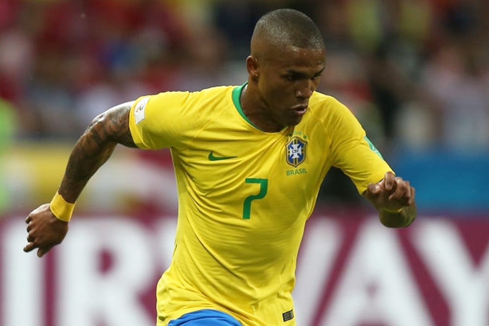 Douglas Costa Harus Mengemis Maaf Demi Kembali ke Timnas Brasil