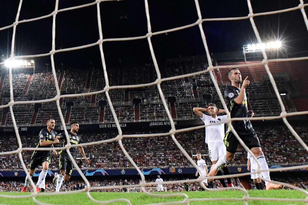 Highlights Liga Champions: Valencia 0-2 Juventus