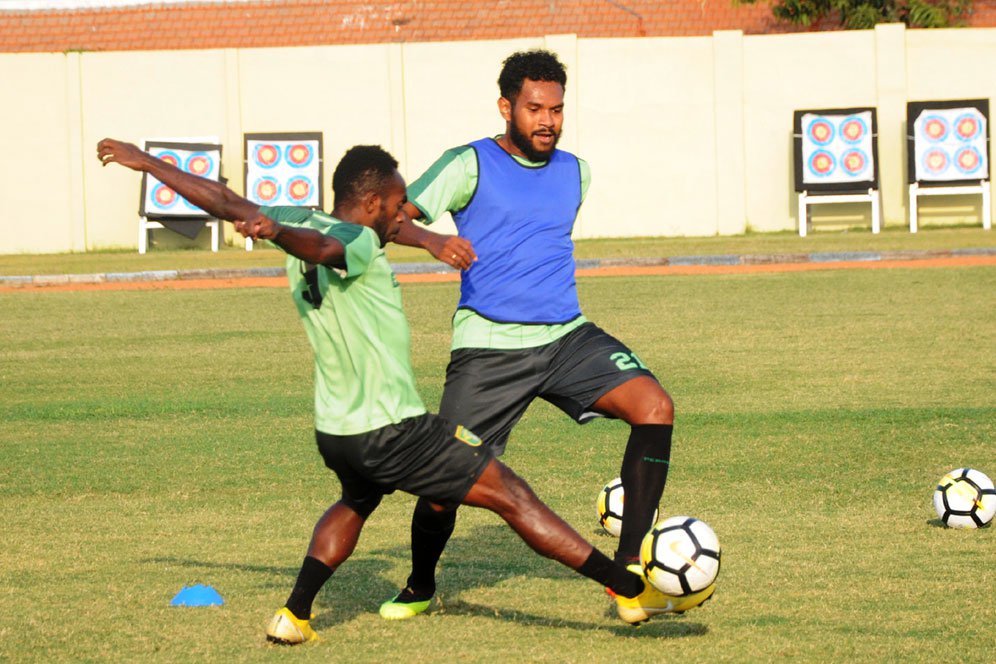 Djanur Belum Pikirkan Rotasi Pemain untuk Lawan Mitra Kukar