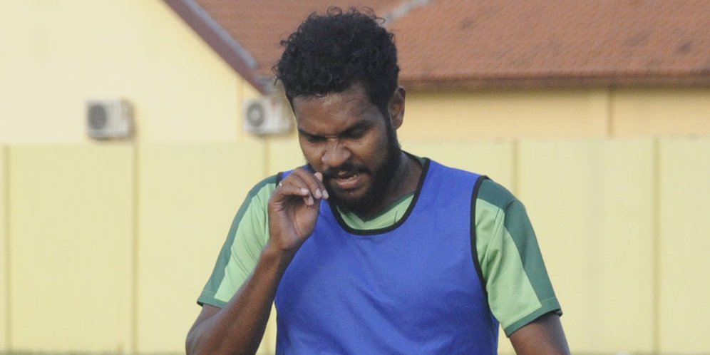 Dapat Kartu Merah, Bek Persebaya Sedih Absen Lawan Arema