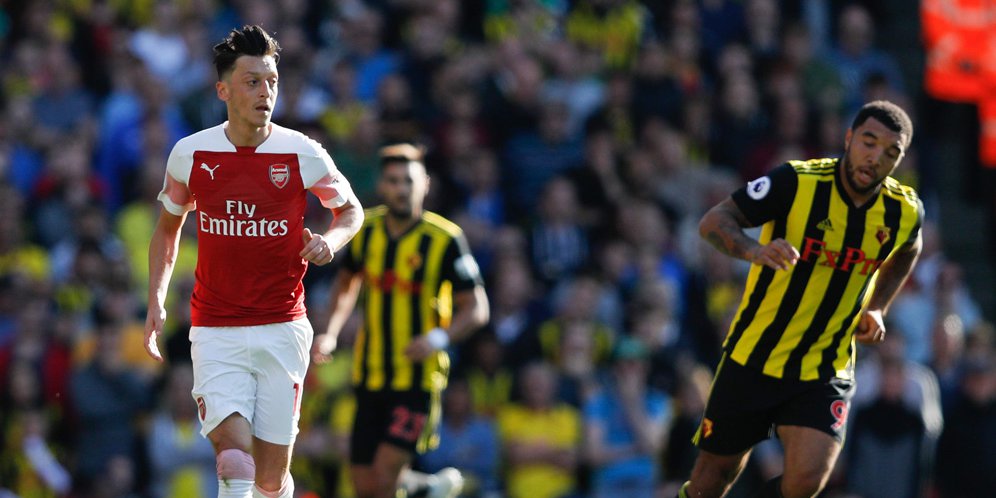 Meski Jarang Tampil, Ozil Tetap Dianggap Penting oleh Arsenal