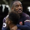 Lacazette Tegaskan Tak Ada Persaingan dengan Aubameyang