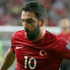 Turan Disebut Patahkan Hidung Penyanyi Pop Turki