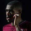 Diincar Chelsea dan MU, Begini Tanggapan Issa Diop