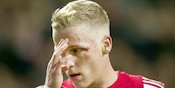 Madrid Memang Menggoda, Tapi Van de Beek Sebaiknya Lihat Nasib De Jong Dulu