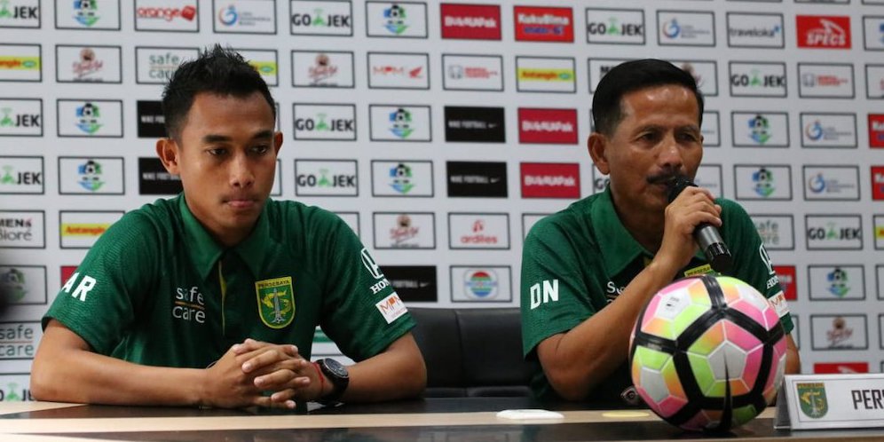 Persebaya Rahasiakan Pengganti Abu Rizal Maulana - Bola.net