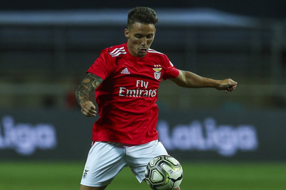 Jika Lisandro Martinez Gagal, Arsenal Berpaling ke Bek Benfica?