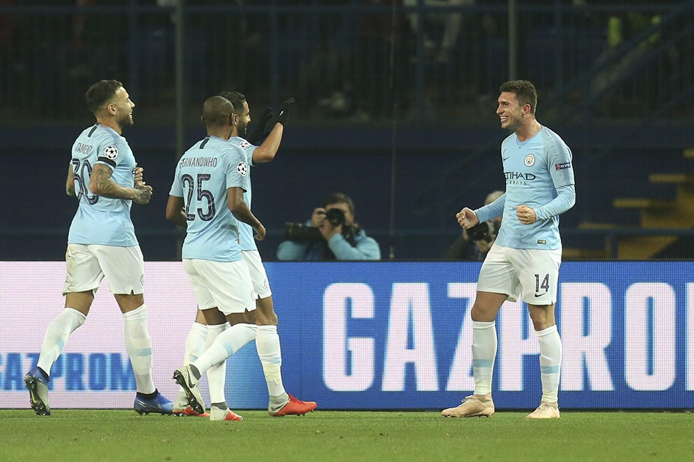 Guardiola Terus Percaya Laporte karena Kaki Kirinya