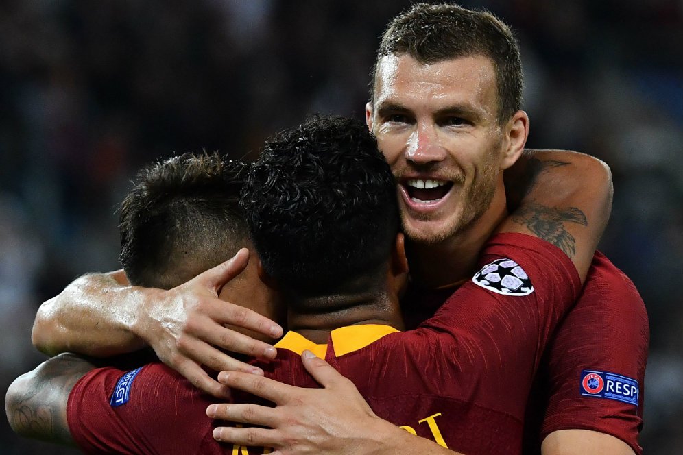 Selamat Tinggal Inter! Edin Dzeko Resmi Perpanjang Kontrak di AS Roma