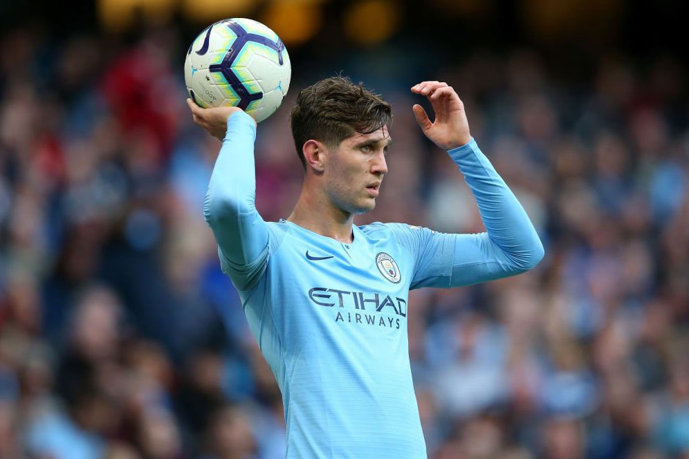 John Stones Berpotensi Jadi Bek Terbaik EPL, Tapi Tetap Tak Bisa Samai Van Dijk