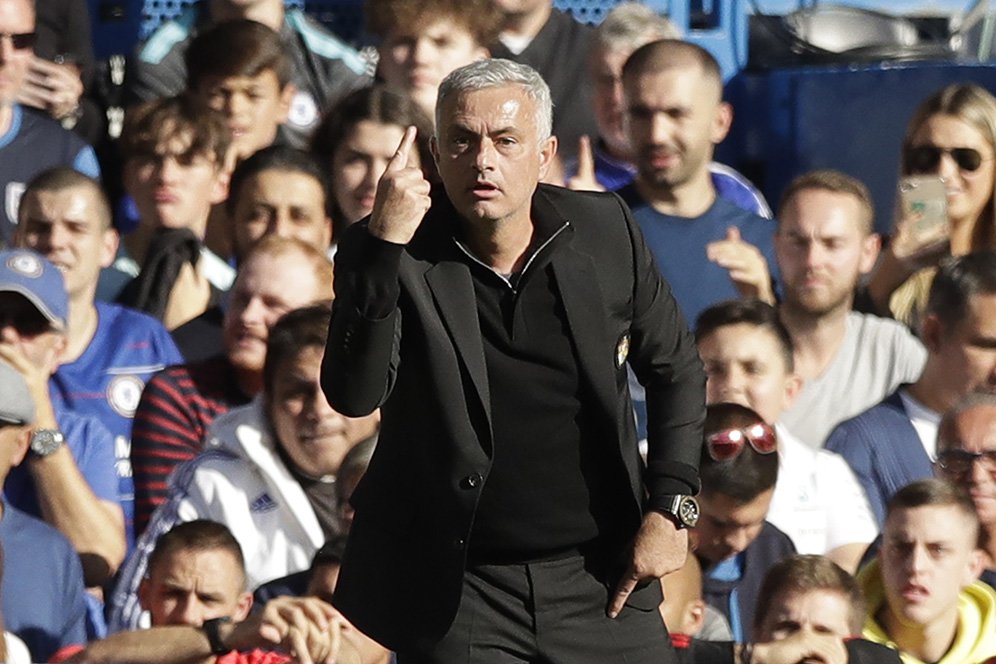 Ditanya MUTV Soal Update Tim, Mourinho Ogah Jawab