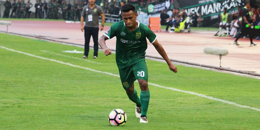 Osvaldo Haay Absen, Persebaya Utak-atik Lini Serang