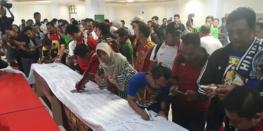 Pertemuan Menpora, PSSI, APPI, Klub, dan Suporter Hasilkan 10 Poin Penting