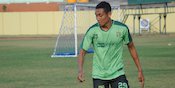 Cerita Kepanikan M. Syaifudin Usai Terlibat Benturan pada Laga Persela Vs Persebaya