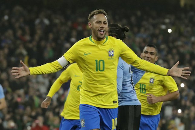 Neymar (c) AP Photo