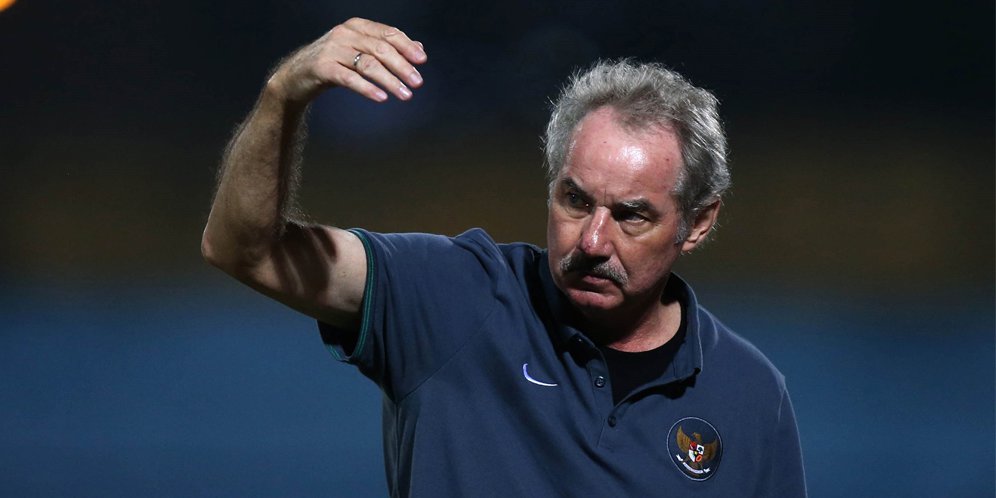 Samsul Arif dan 3 Kenangan Bersama Alfred Riedl: Kerupuk, Disiplin, dan Selebrasi