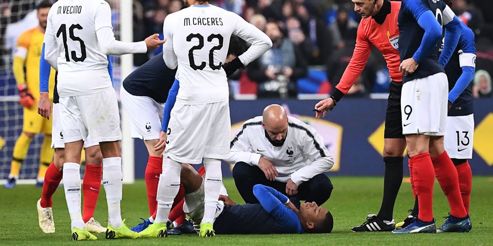 Deschamps Prediksi Cedera Mbappe Tidak Parah