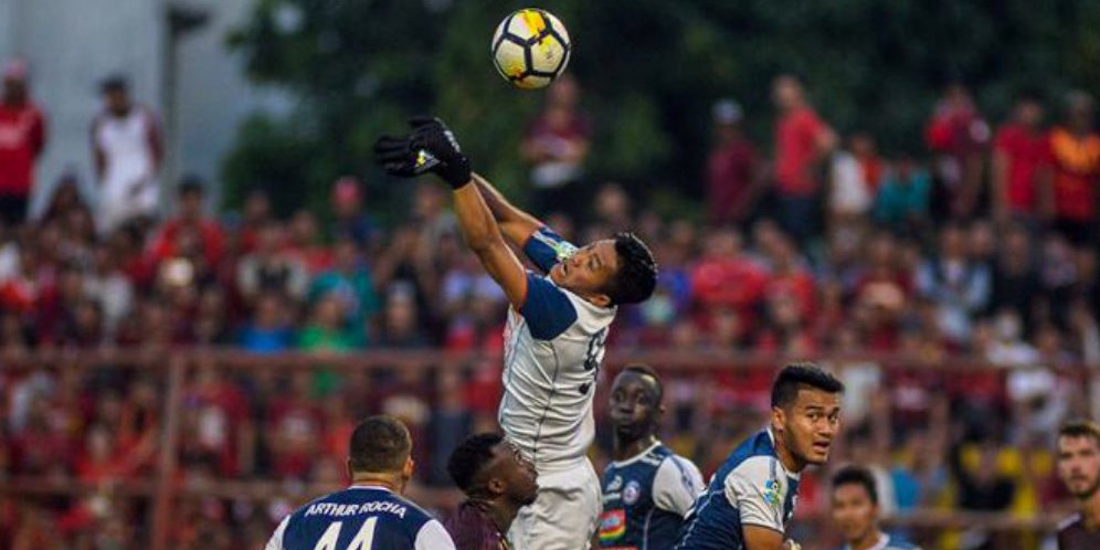 Hadapi Metro FC, Arema Bakal Istirahatkan Kiper Utama