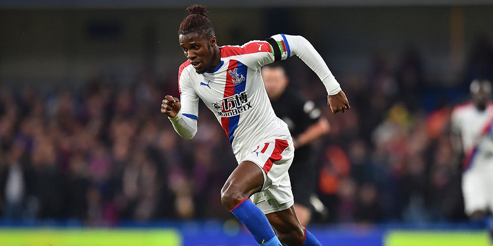 Crystal Palace Pasang Label Tidak Dijual untuk Wilfried Zaha